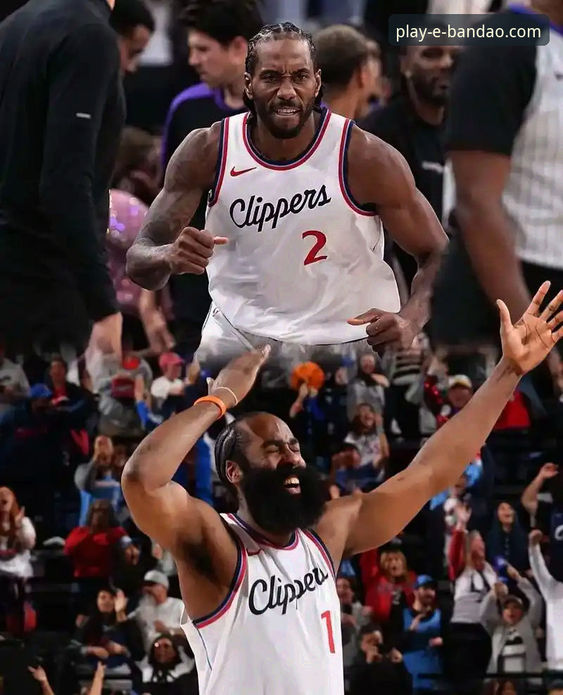 半岛娱乐常见问题手机版 伦纳德手腕伤情深度解析:NBA季后赛前的实用心态调整指南